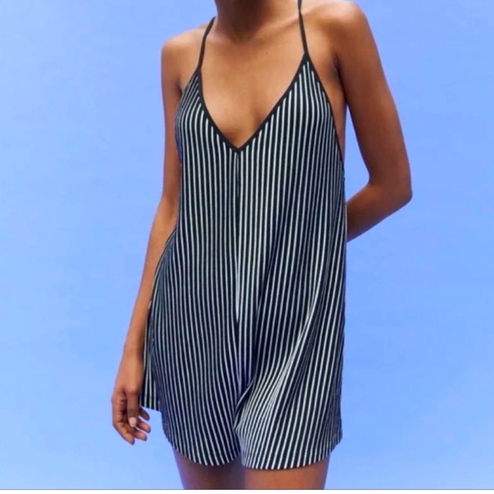 Zara v neck striped romper